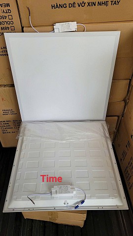 Đèn panel âm trần philips 600X600